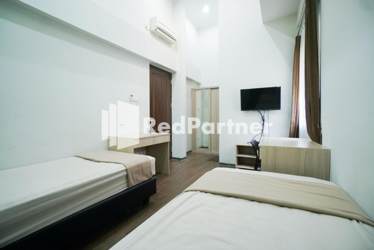 Toba Mansion Syariah Near Benhil Redpartner Hotel Jakarta Ngoại thất bức ảnh