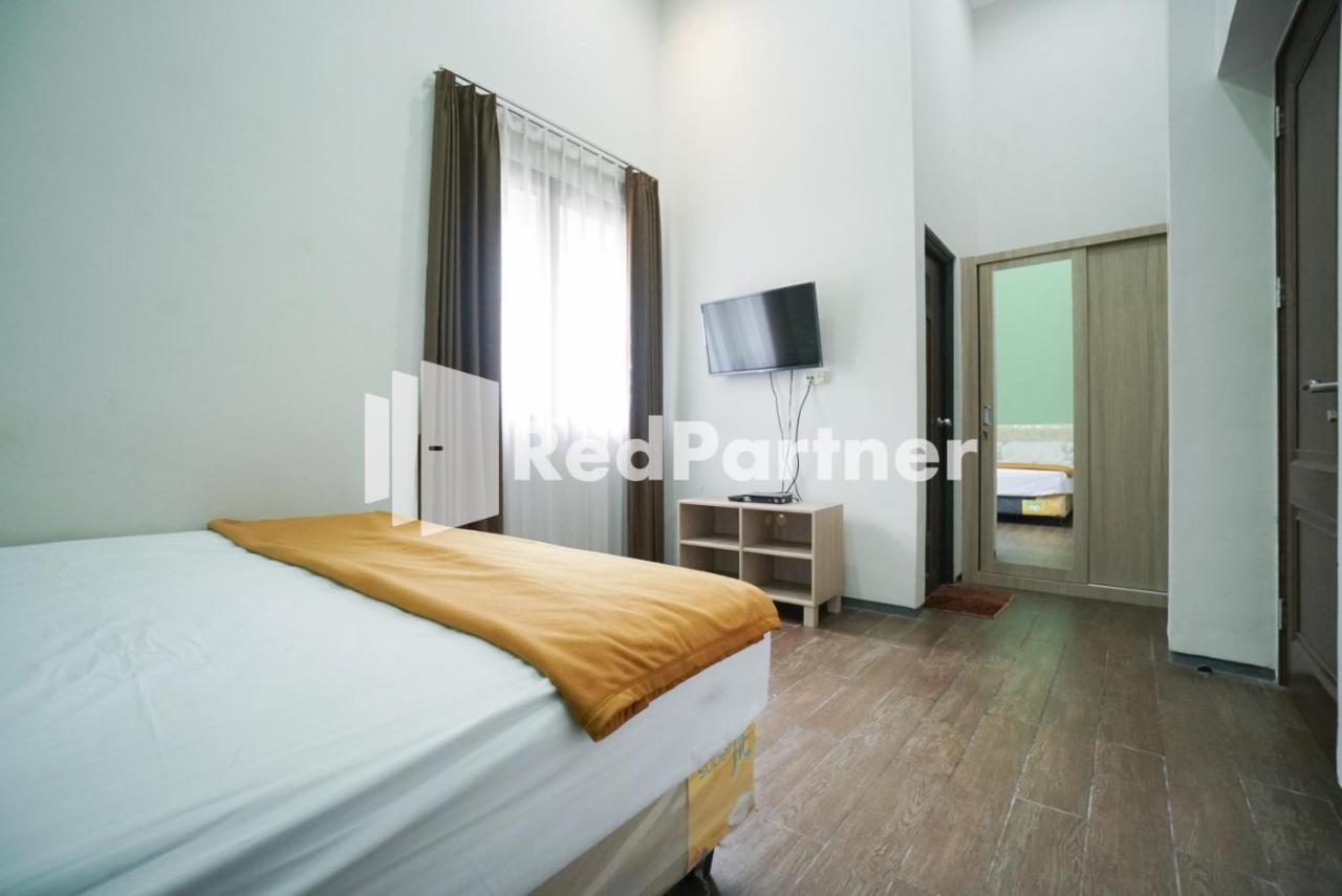 Toba Mansion Syariah Near Benhil Redpartner Hotel Jakarta Ngoại thất bức ảnh