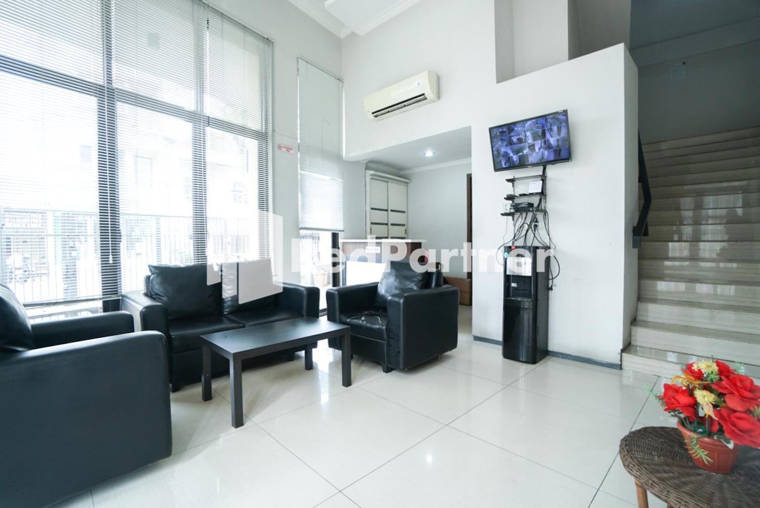 Toba Mansion Syariah Near Benhil Redpartner Hotel Jakarta Ngoại thất bức ảnh